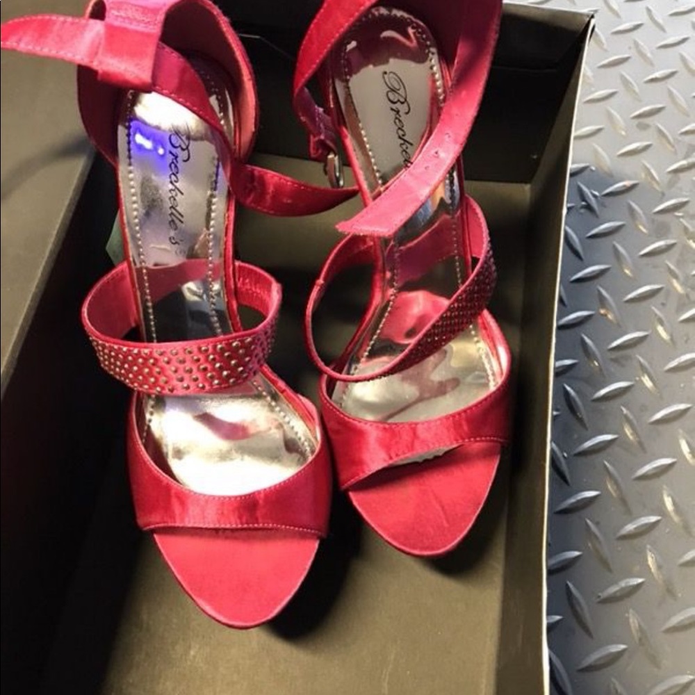 HIGH HEEL SANDAL